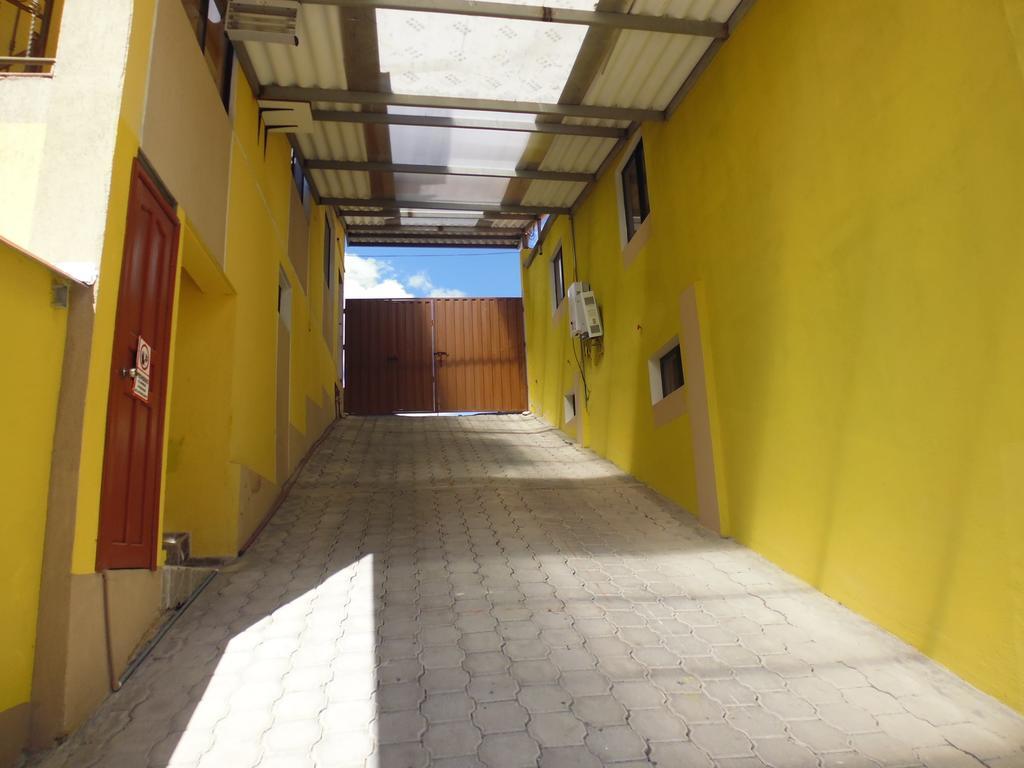 Hotel Residencial El Viajero Tababela Εξωτερικό φωτογραφία