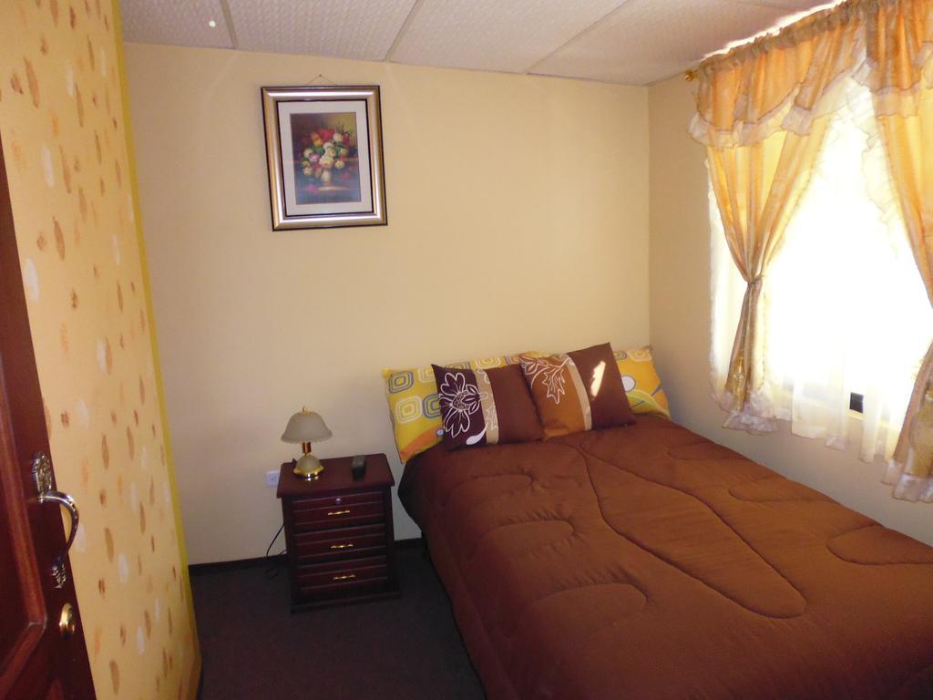 Hotel Residencial El Viajero Tababela Εξωτερικό φωτογραφία